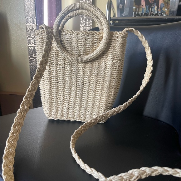 Mini Straw Tote Bag - Picture 1 of 3